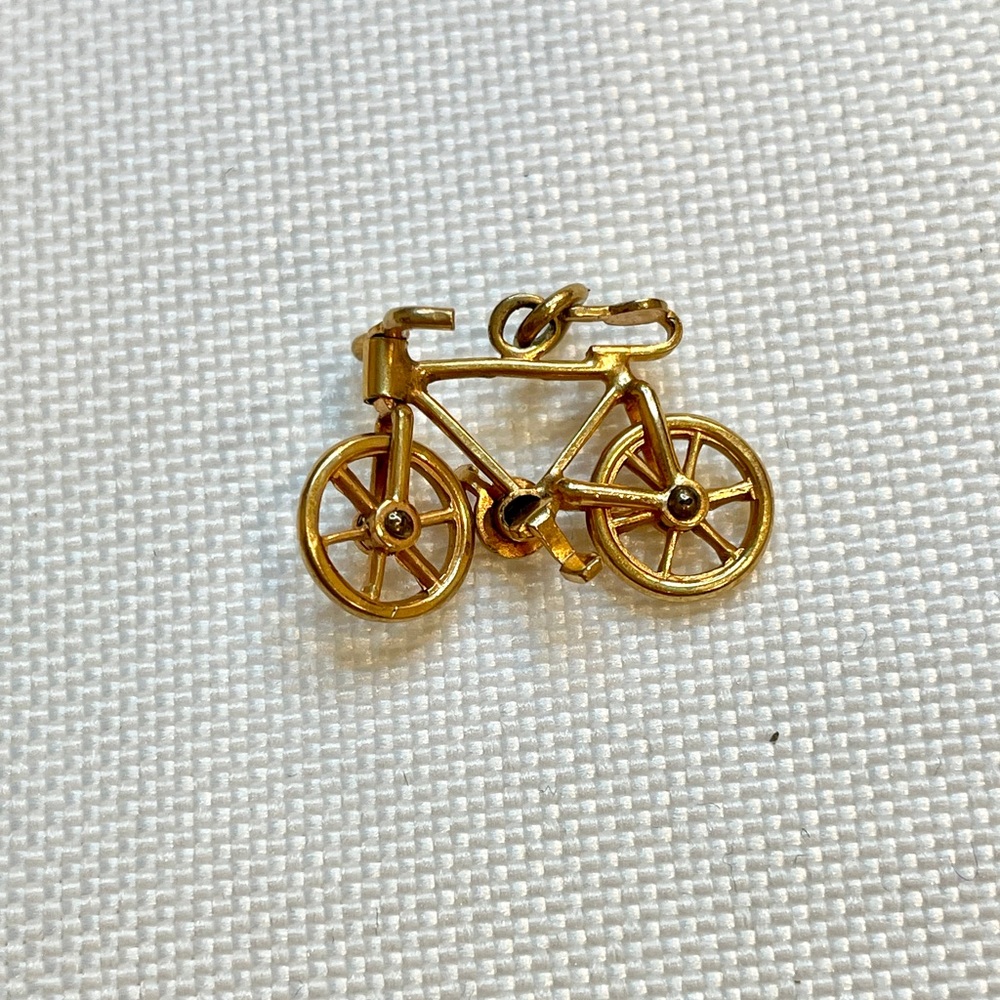 Vintage 10k  Gold Bicycle Charm Pendant With Moving Parts